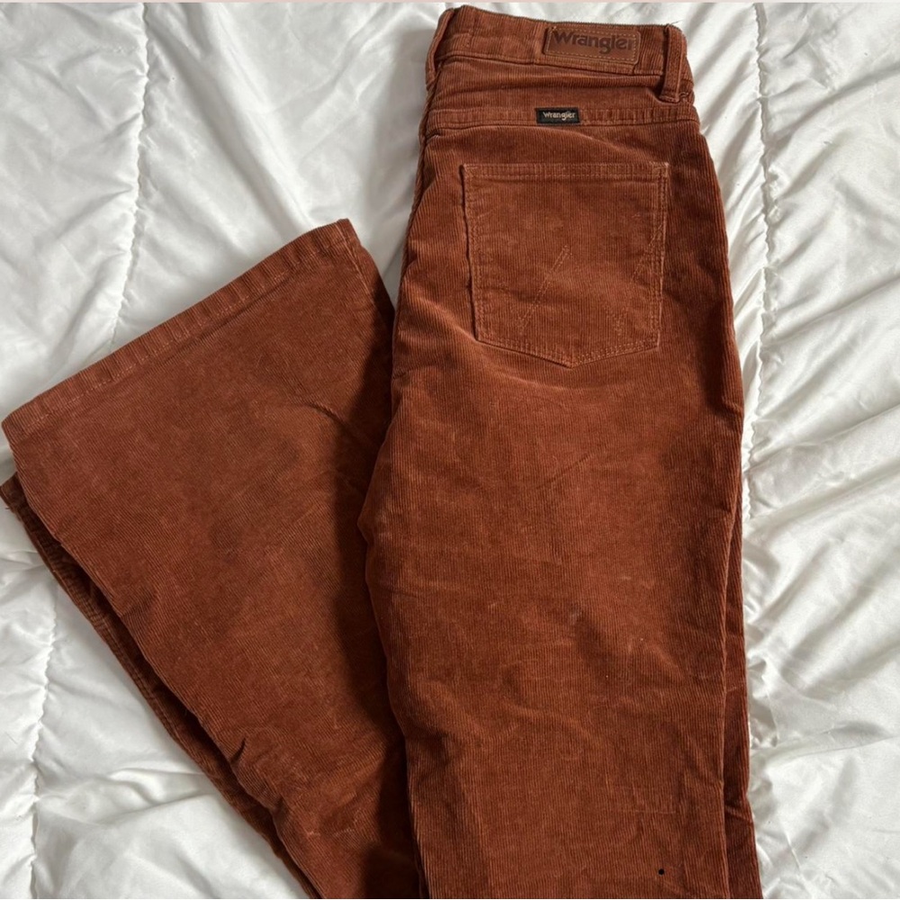 Wrangler Women's Rust Straight Leg Jeans